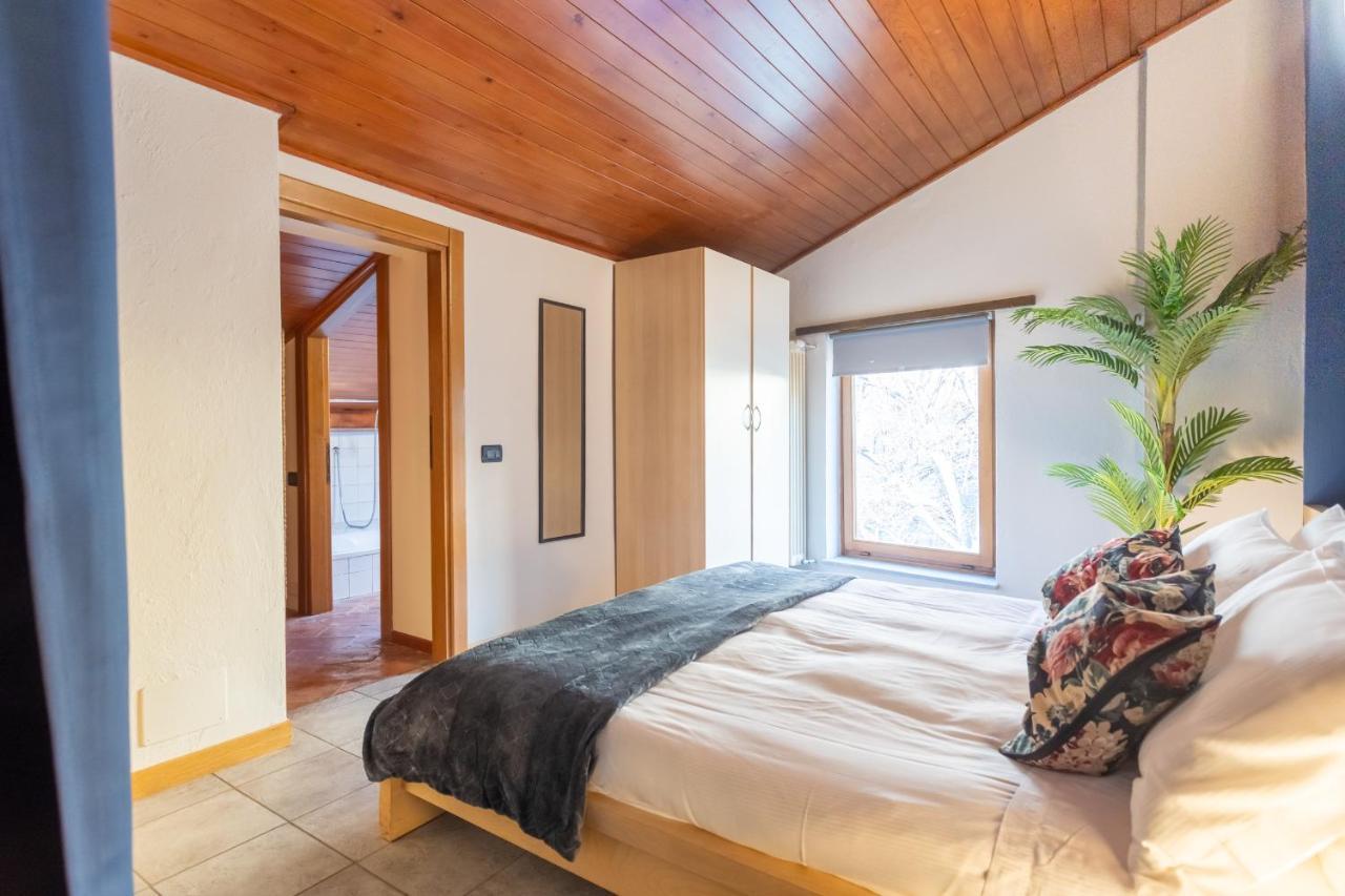 Blue Attic - Historical Como City Center By Rent All Como Dış mekan fotoğraf