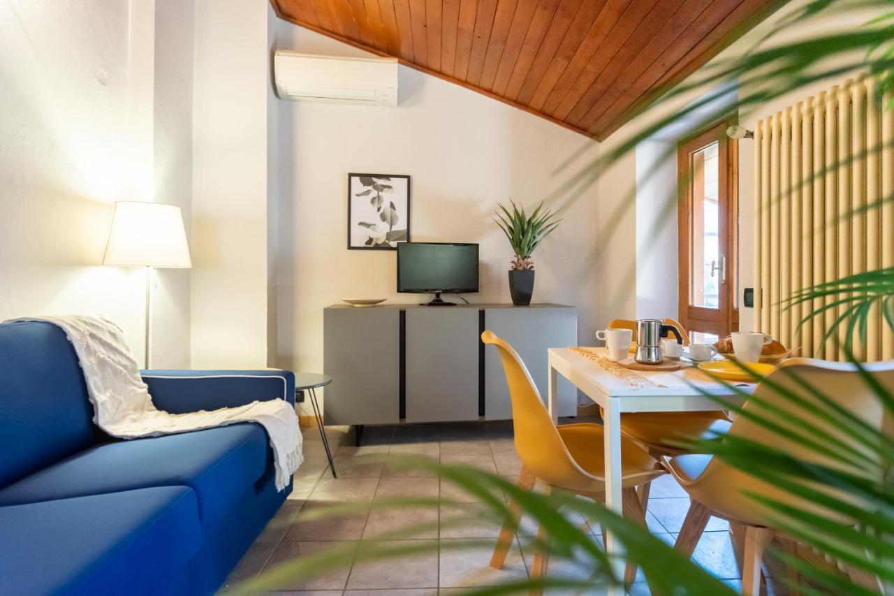 Blue Attic - Historical Como City Center By Rent All Como Dış mekan fotoğraf