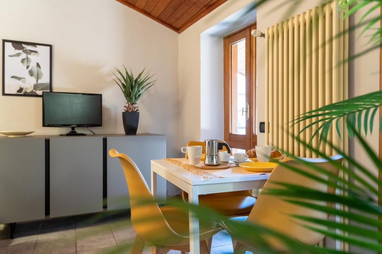 Blue Attic - Historical Como City Center By Rent All Como Dış mekan fotoğraf