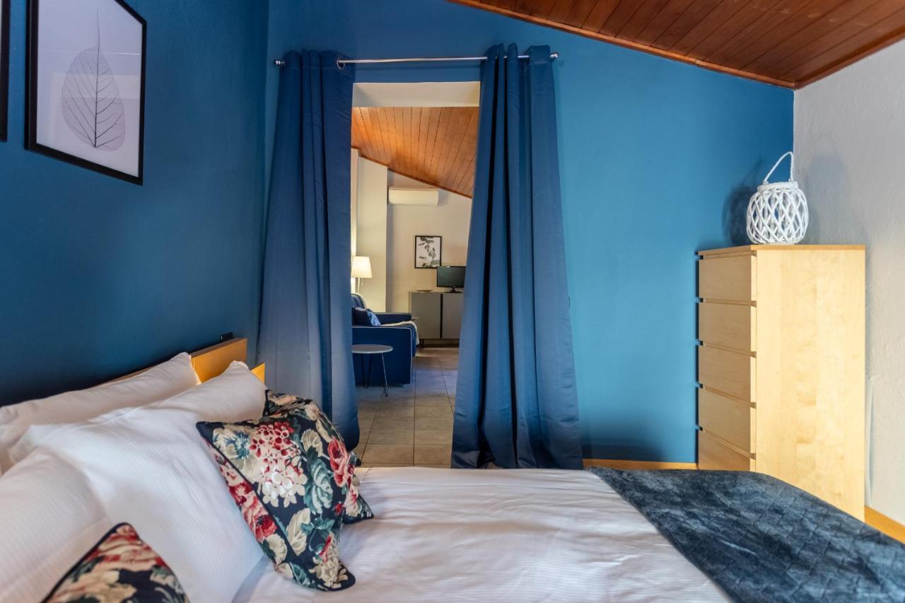 Blue Attic - Historical Como City Center By Rent All Como Dış mekan fotoğraf
