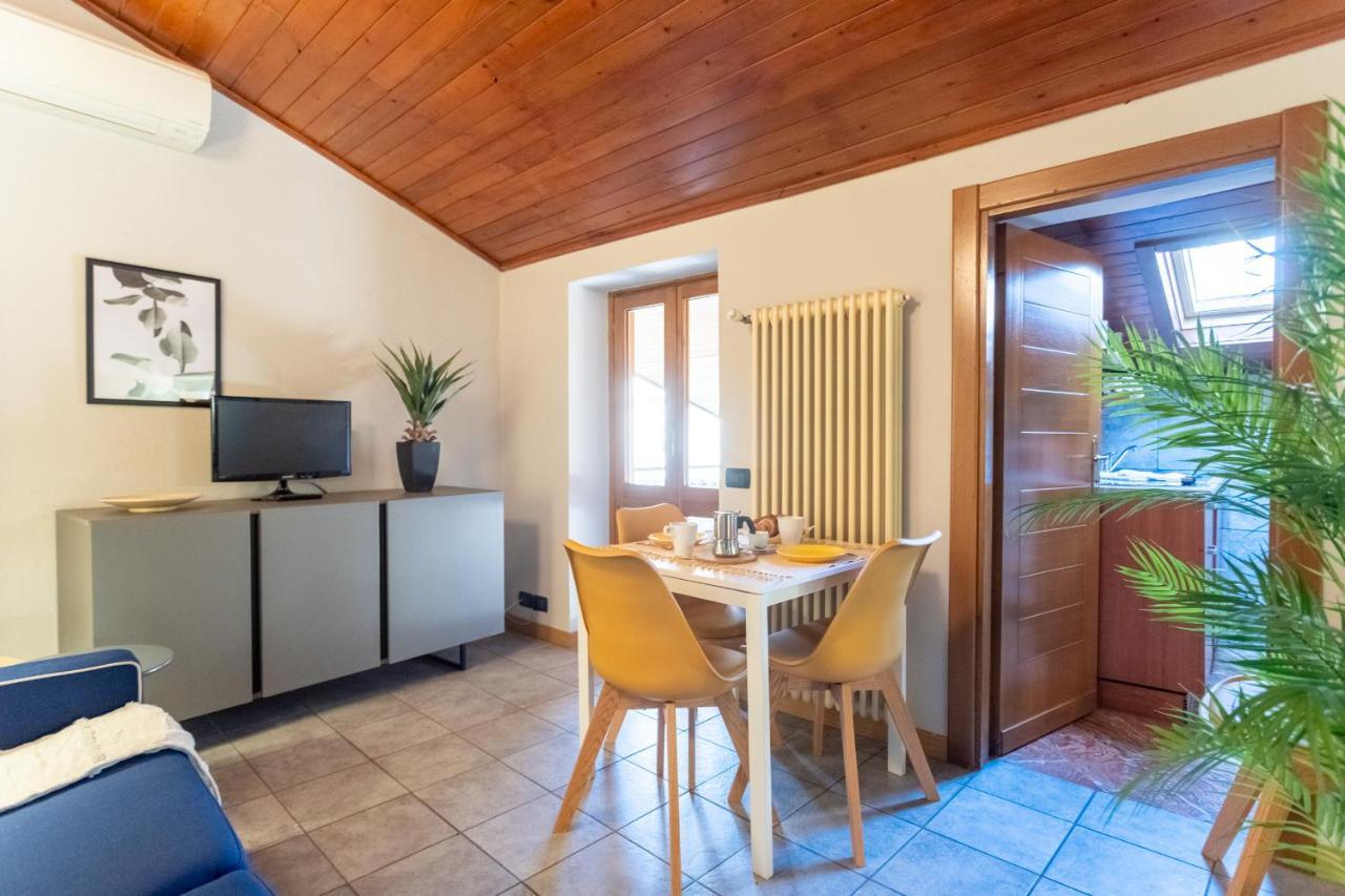 Blue Attic - Historical Como City Center By Rent All Como Dış mekan fotoğraf