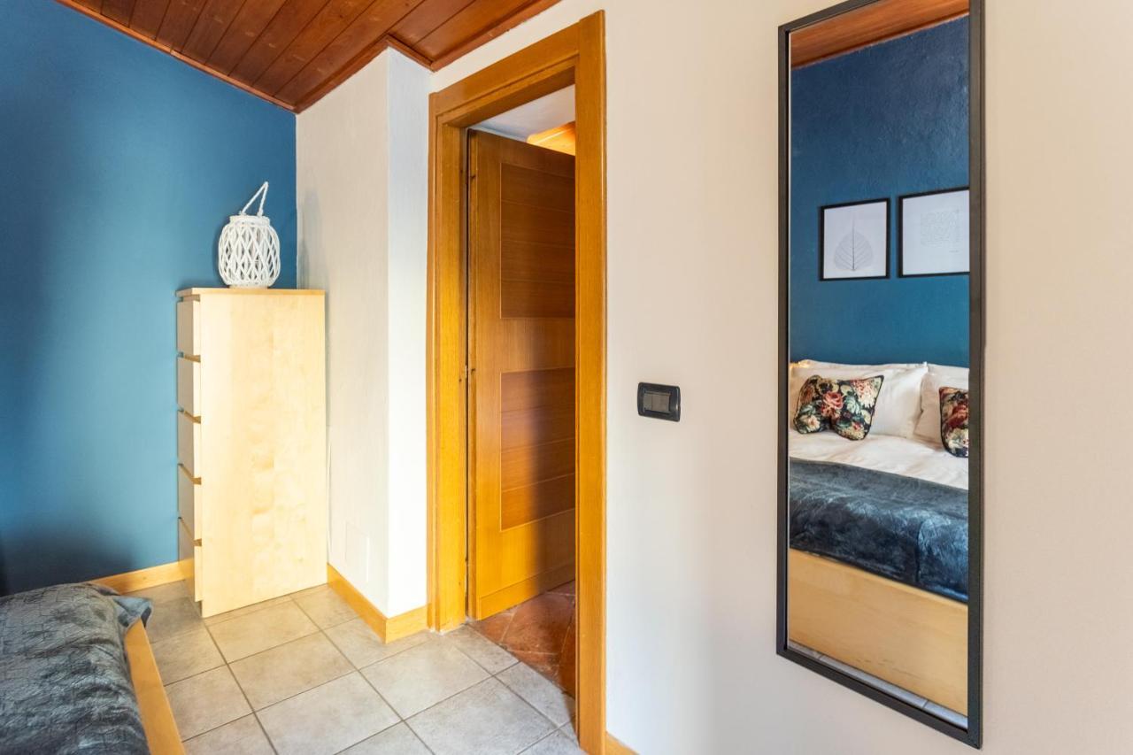Blue Attic - Historical Como City Center By Rent All Como Dış mekan fotoğraf